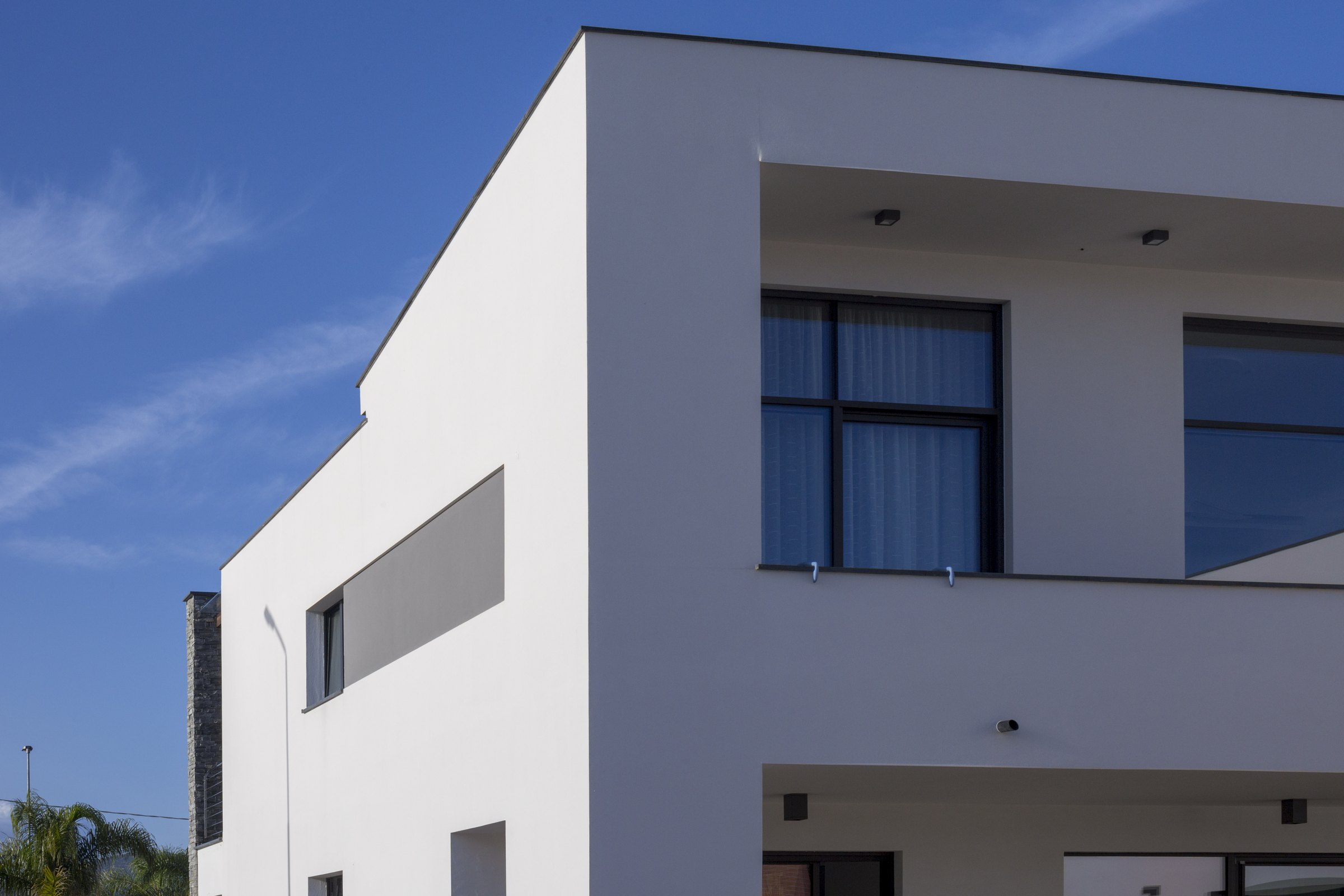 villa facciata luce