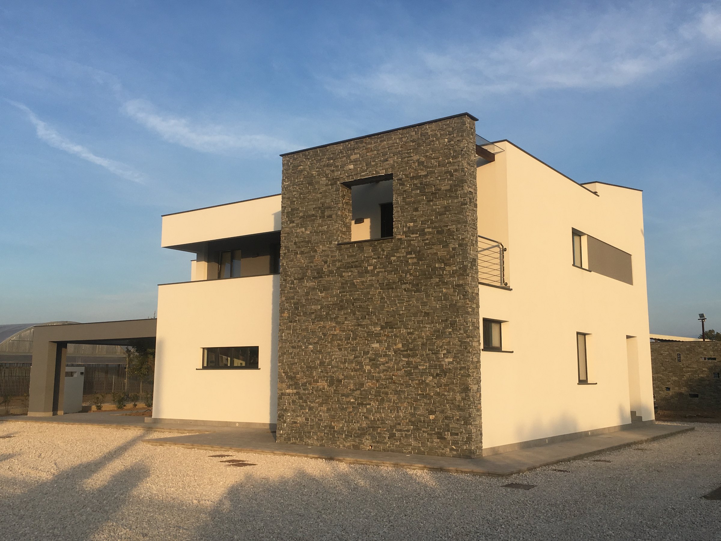 villa pietra tramonto